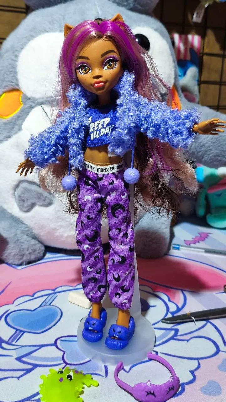 Clawdeen creepover monster high 