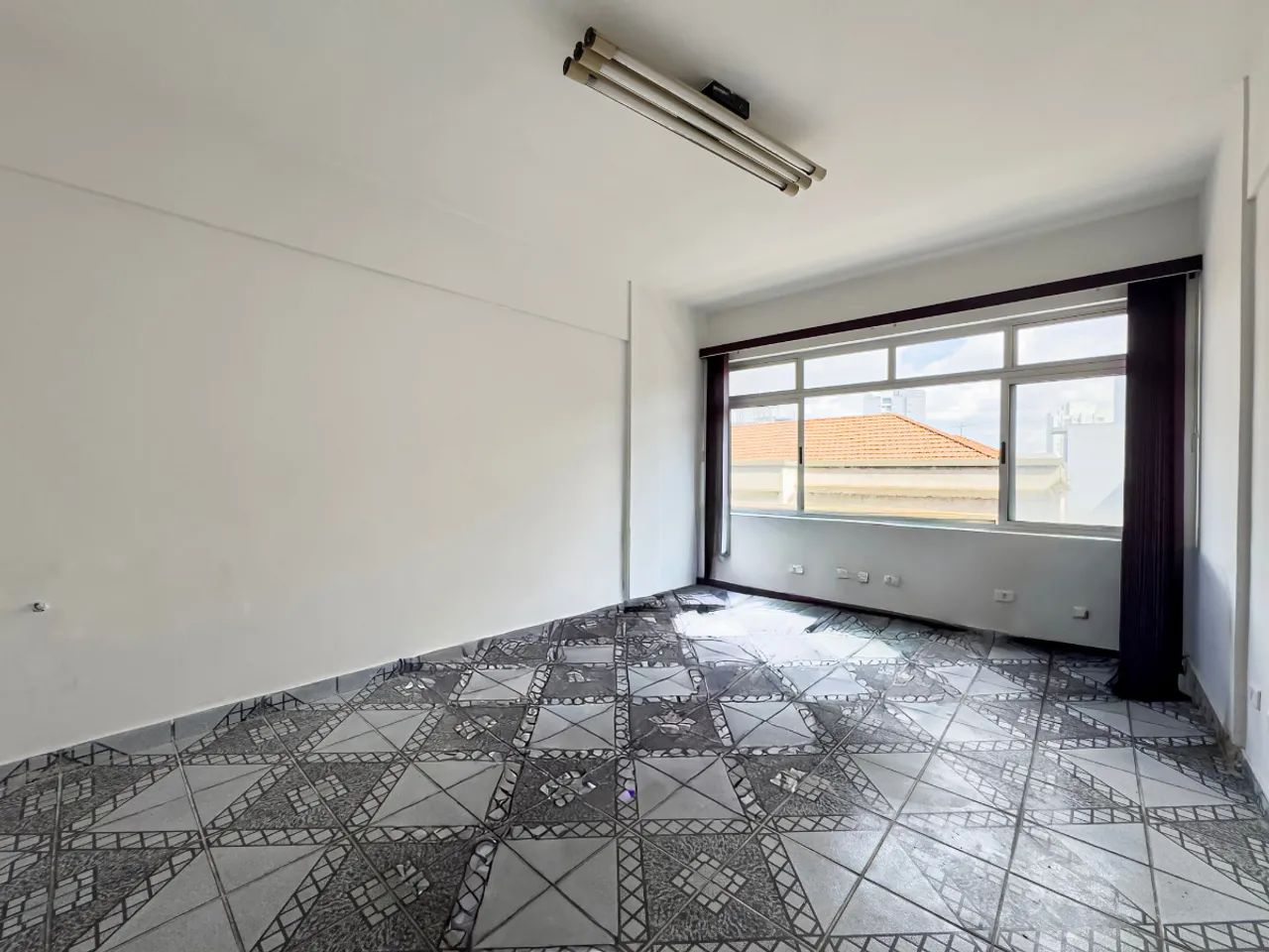 Conjunto comercial para venda em Centro, 31m²