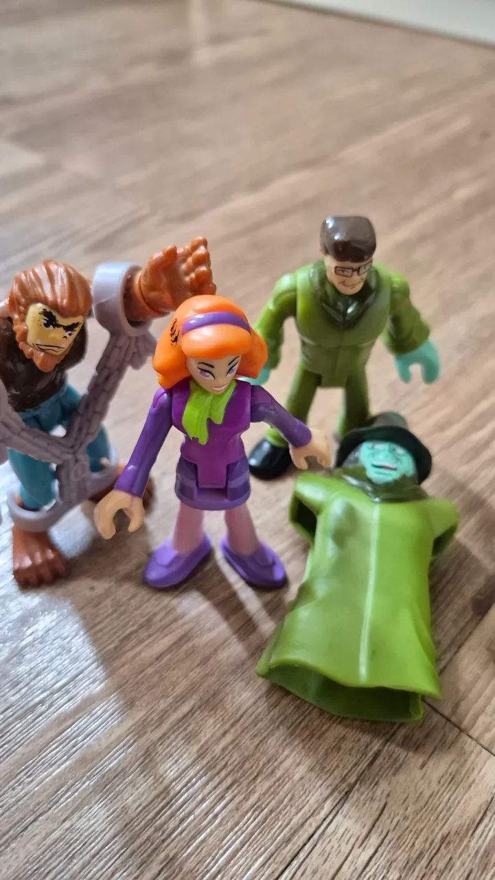 Fisher-Price Imaginext Scooby-Doo Daphne & Mr. Hyde e lobisomem  - Foto 2