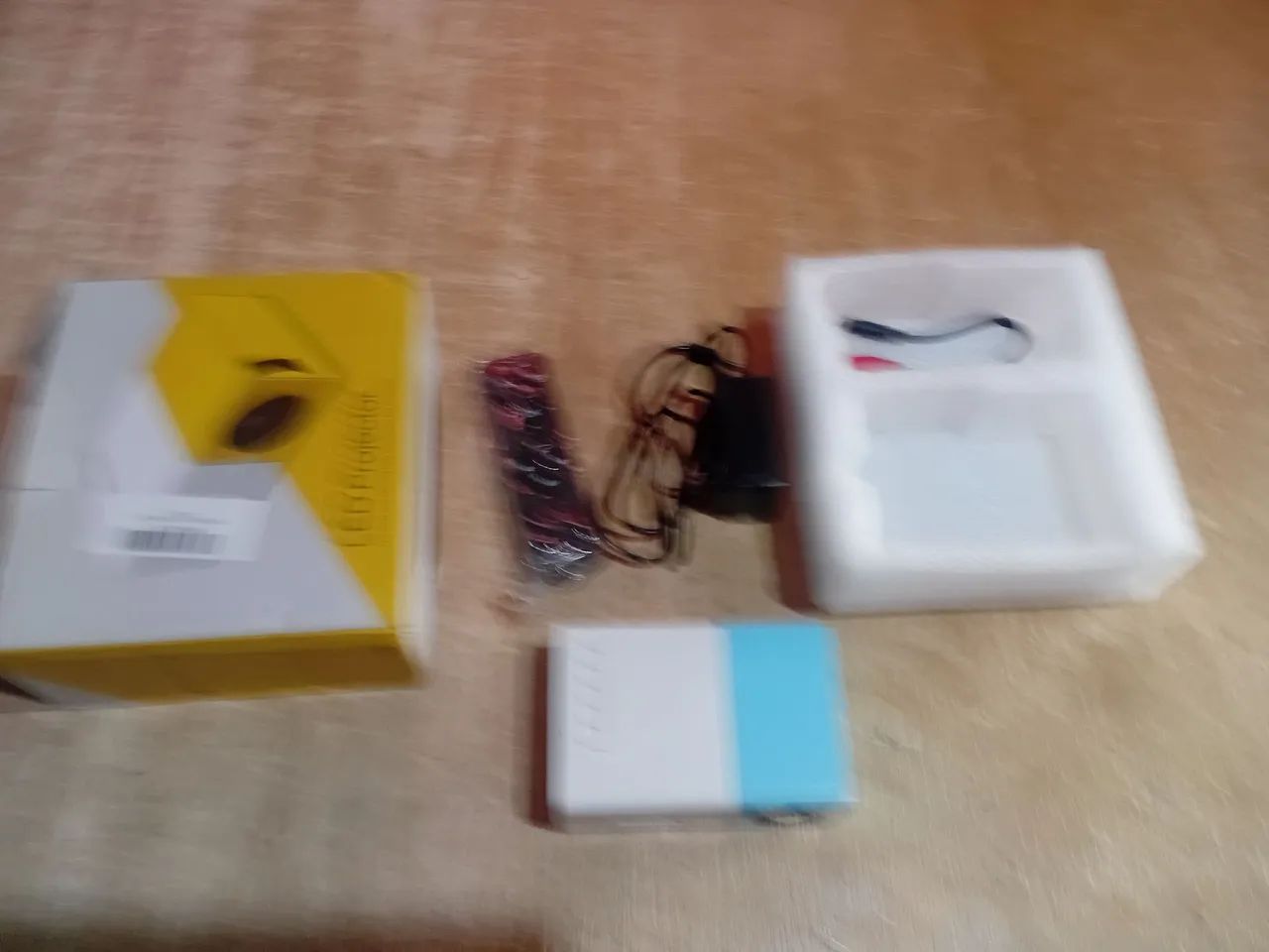Mini projetor, usado apenas pra testar  - Foto 3