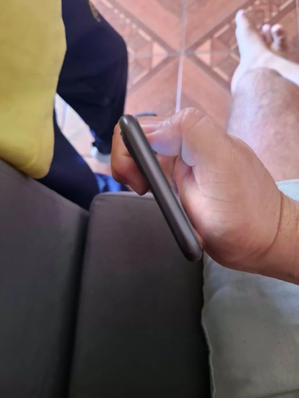 iPhone 11 - black 64gb (100% original) - Foto 5