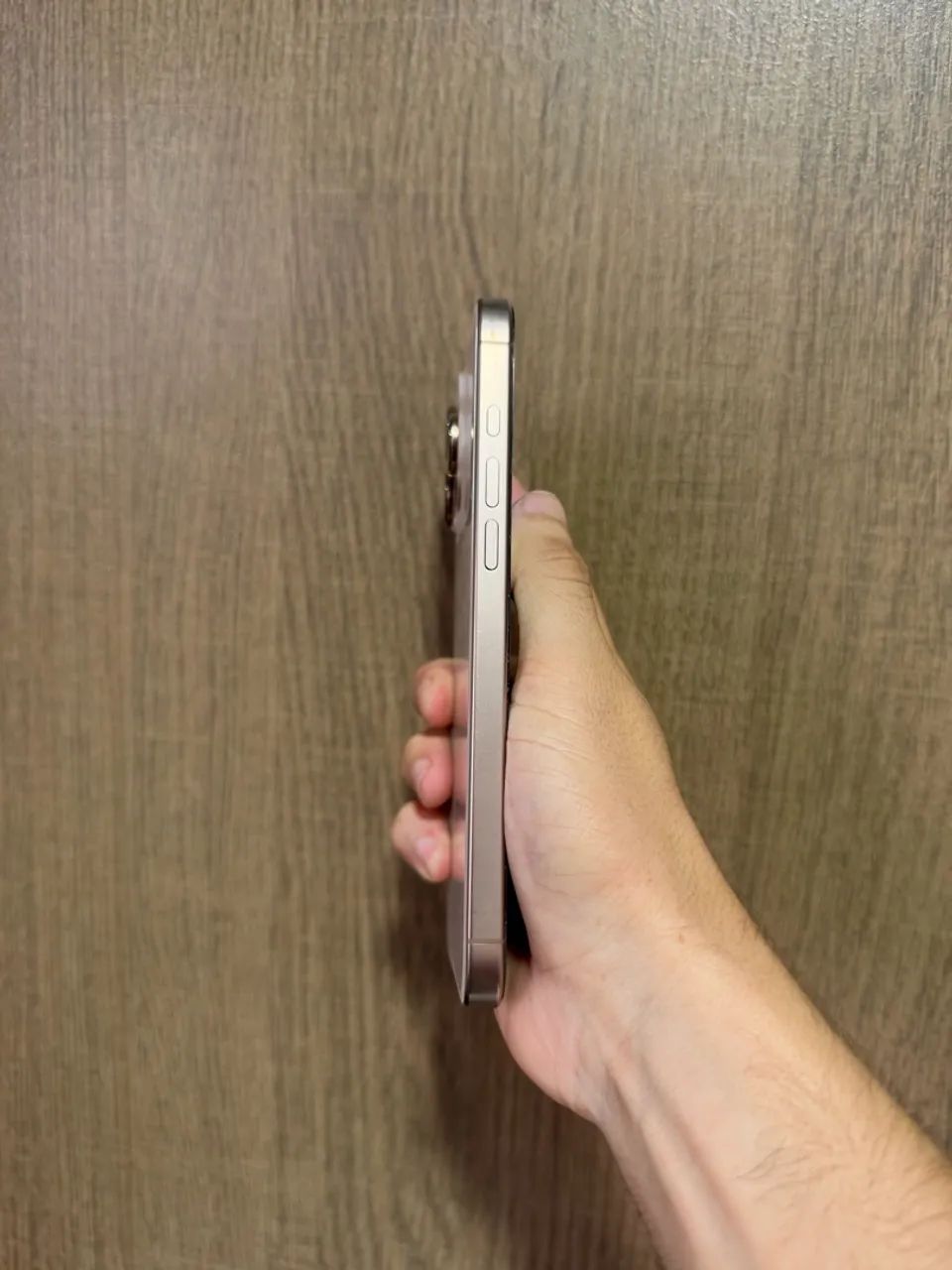 IPhone 16 Pro Max 512GB - Foto 2