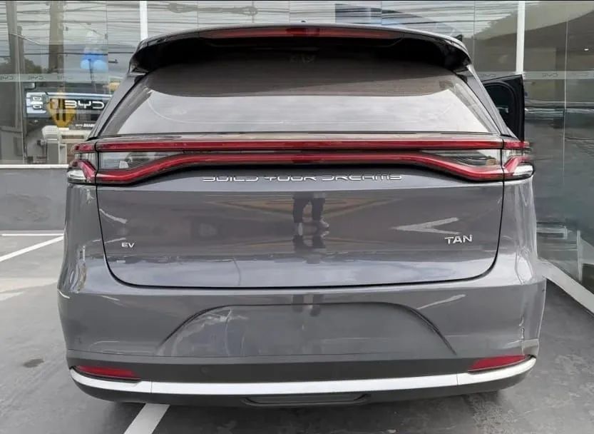 BYD Tan EV 4X4 (elétrico) 2023 - Foto 4