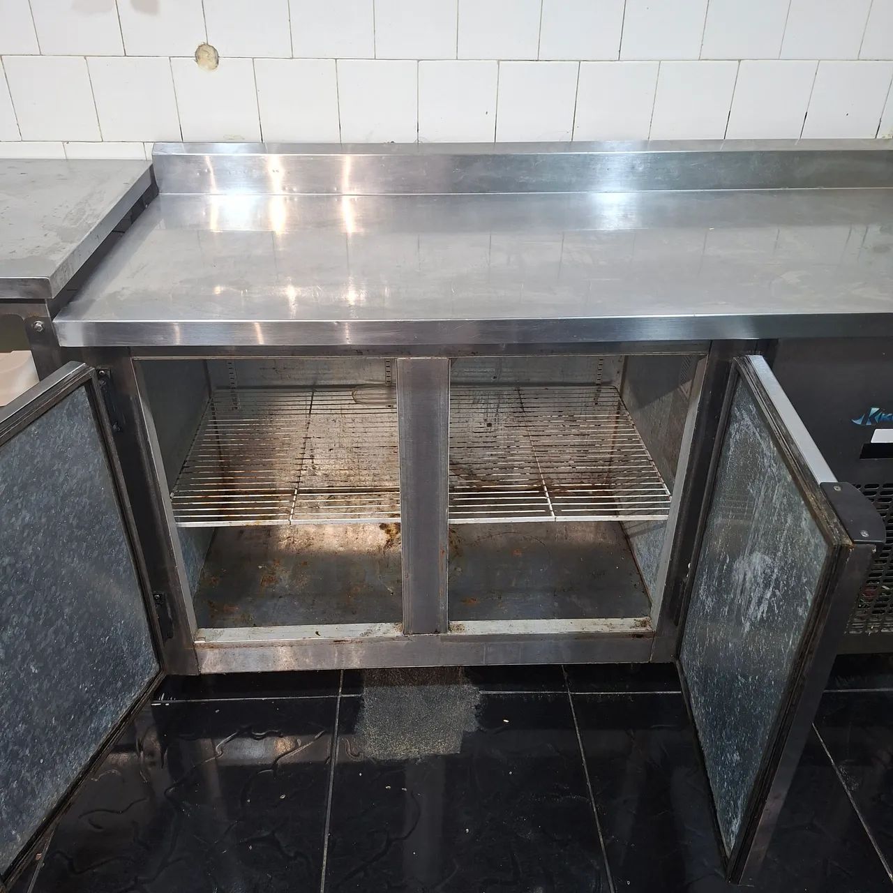 Balcão Inox Refrigerado sem cuba - Foto 2