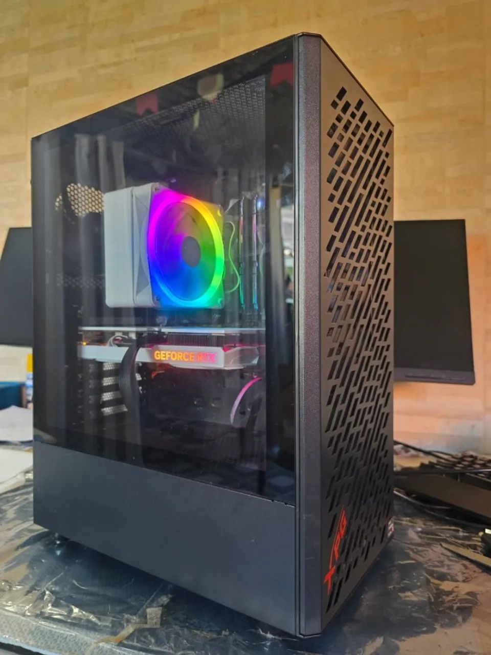 Desktop/PC Gamer - RYZEN 9 7950X3D / 32GB RAM DDR5 / 1TB SSD / RTX