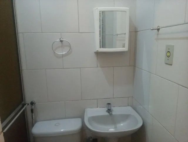 Alugo Kitnet somente para mulher - Foto 5