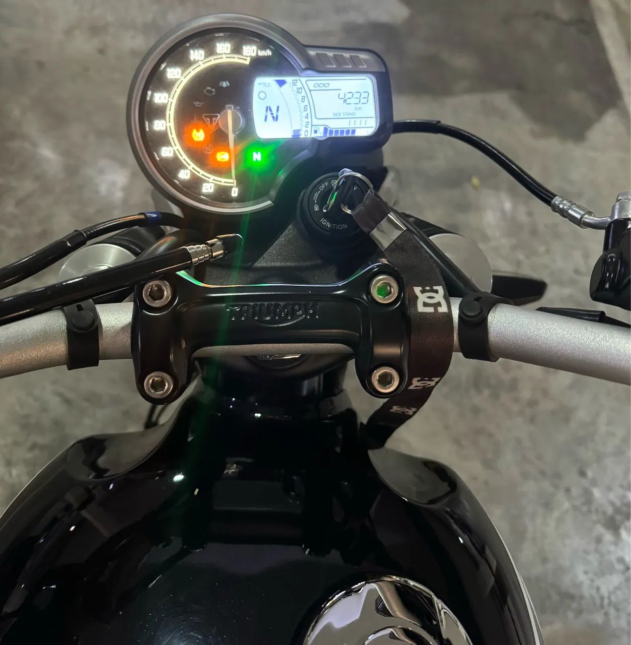 Triumph Speed 400 - Foto 4