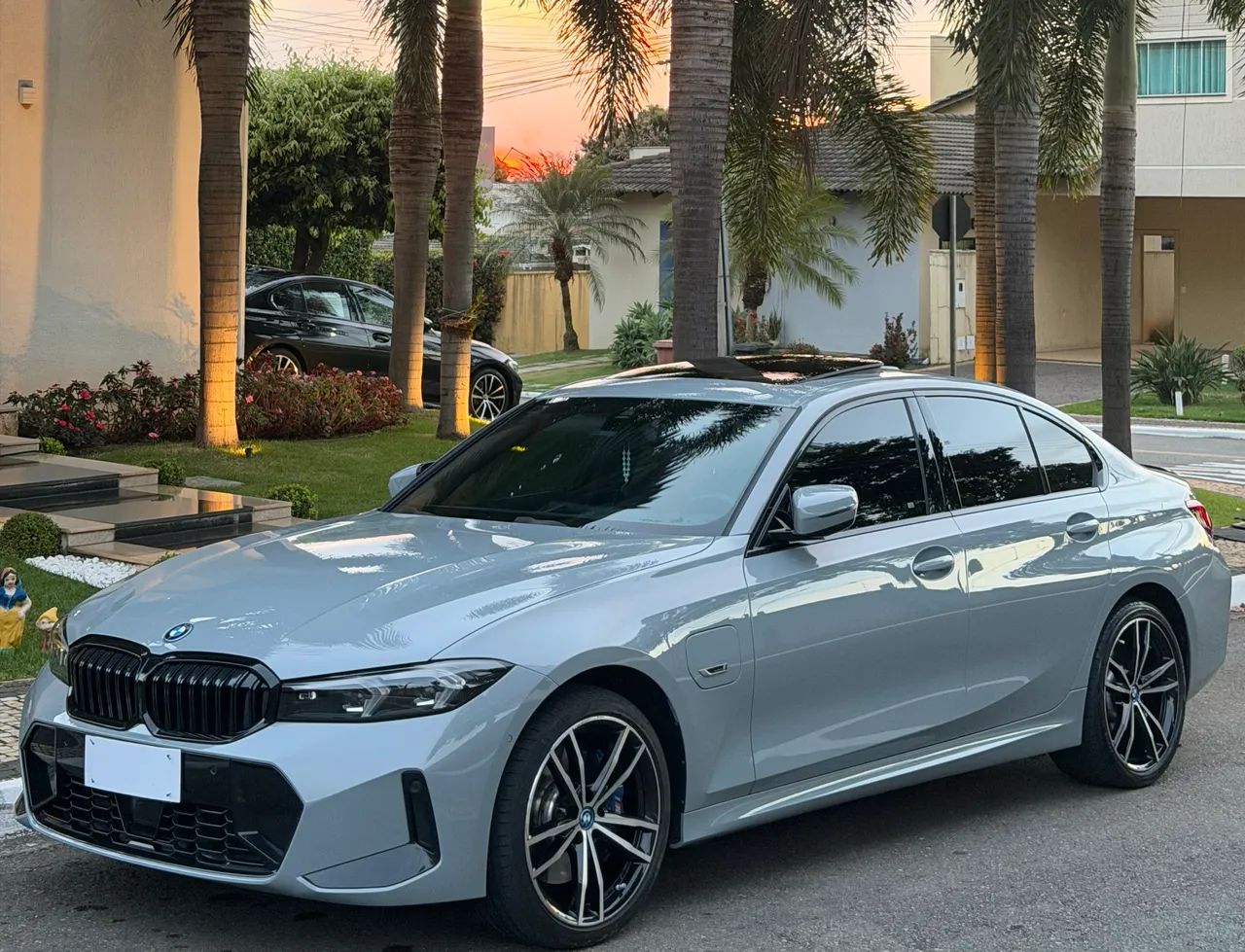 BMW 330E 330e M Sport 2.0 Turbo Aut. (Híbrido) 2024