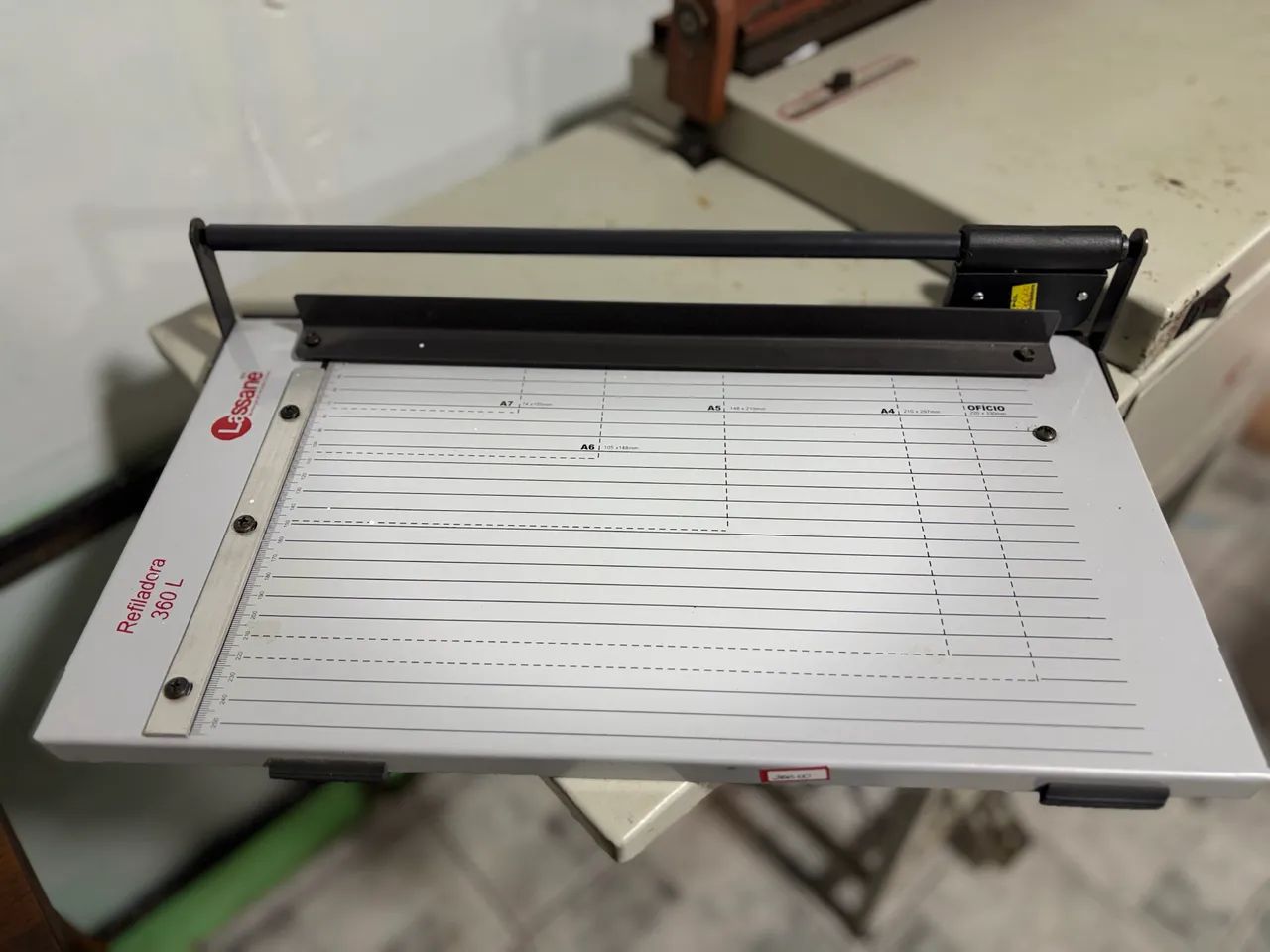Refiladora de Papel Lassane 360 L - Nova! 