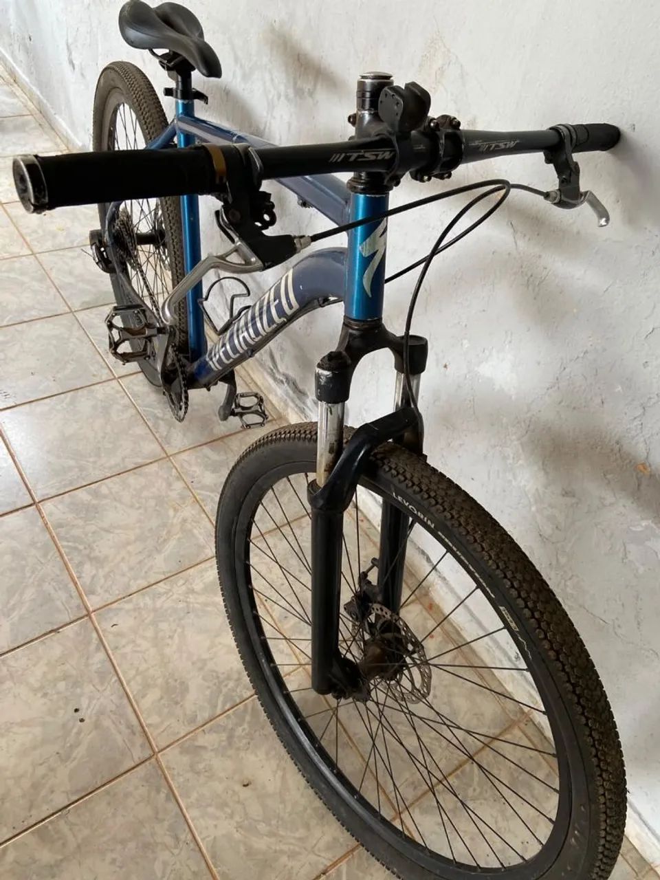 Vende-se bicicleta aro 29  - Foto 3