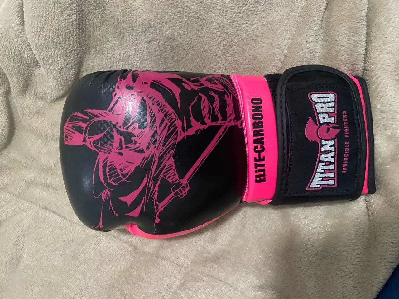 Luva Titan Pro - Muay Thai/ Box 