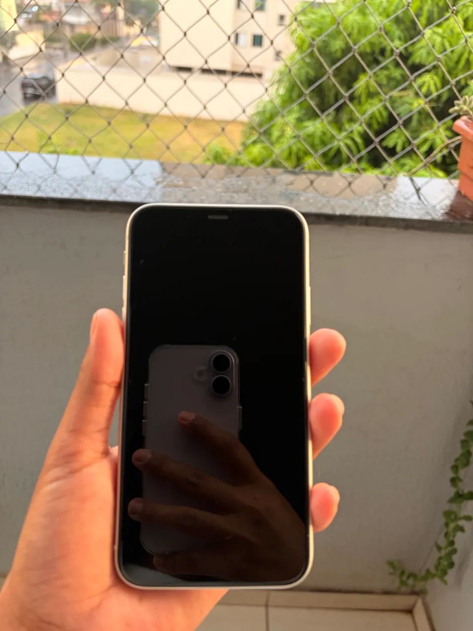Iphone 11 Branco - Foto 3