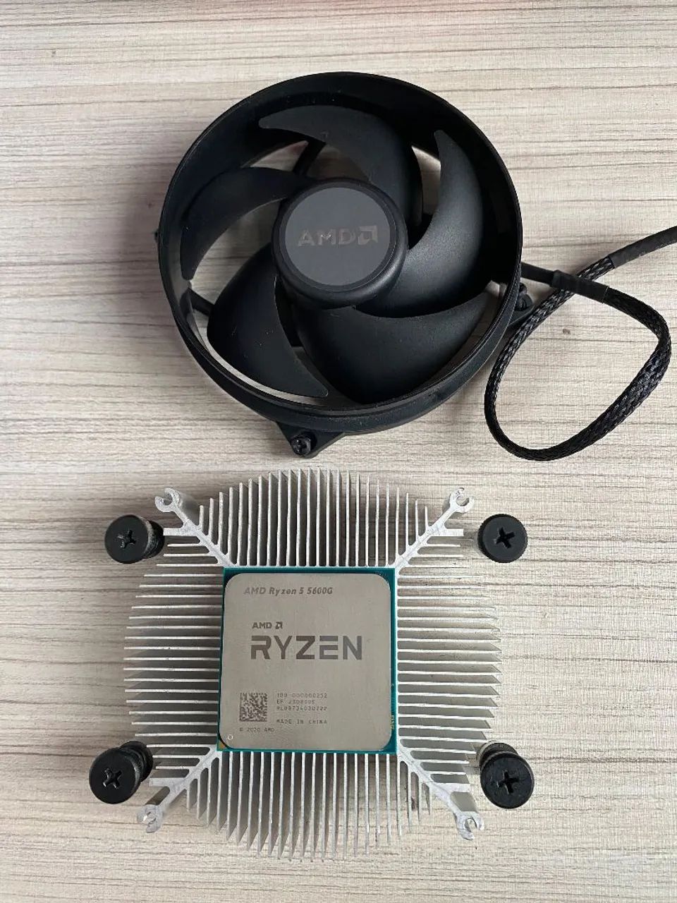 PROCESSADOR RYZEN 5600G INTACTO