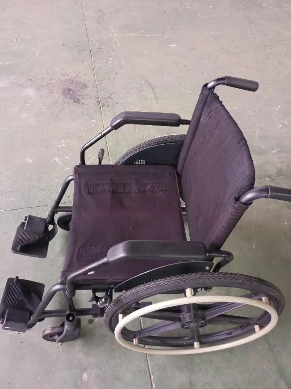 Cadeira de rodas  - Foto 3