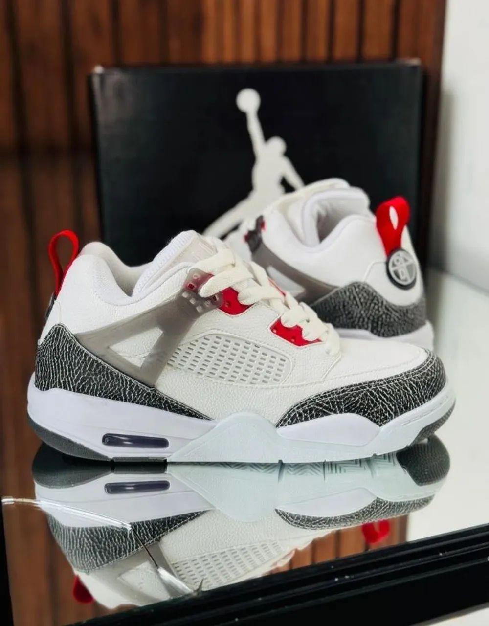 Tenis Air Jordan 4  Retro Nike  - Foto 4