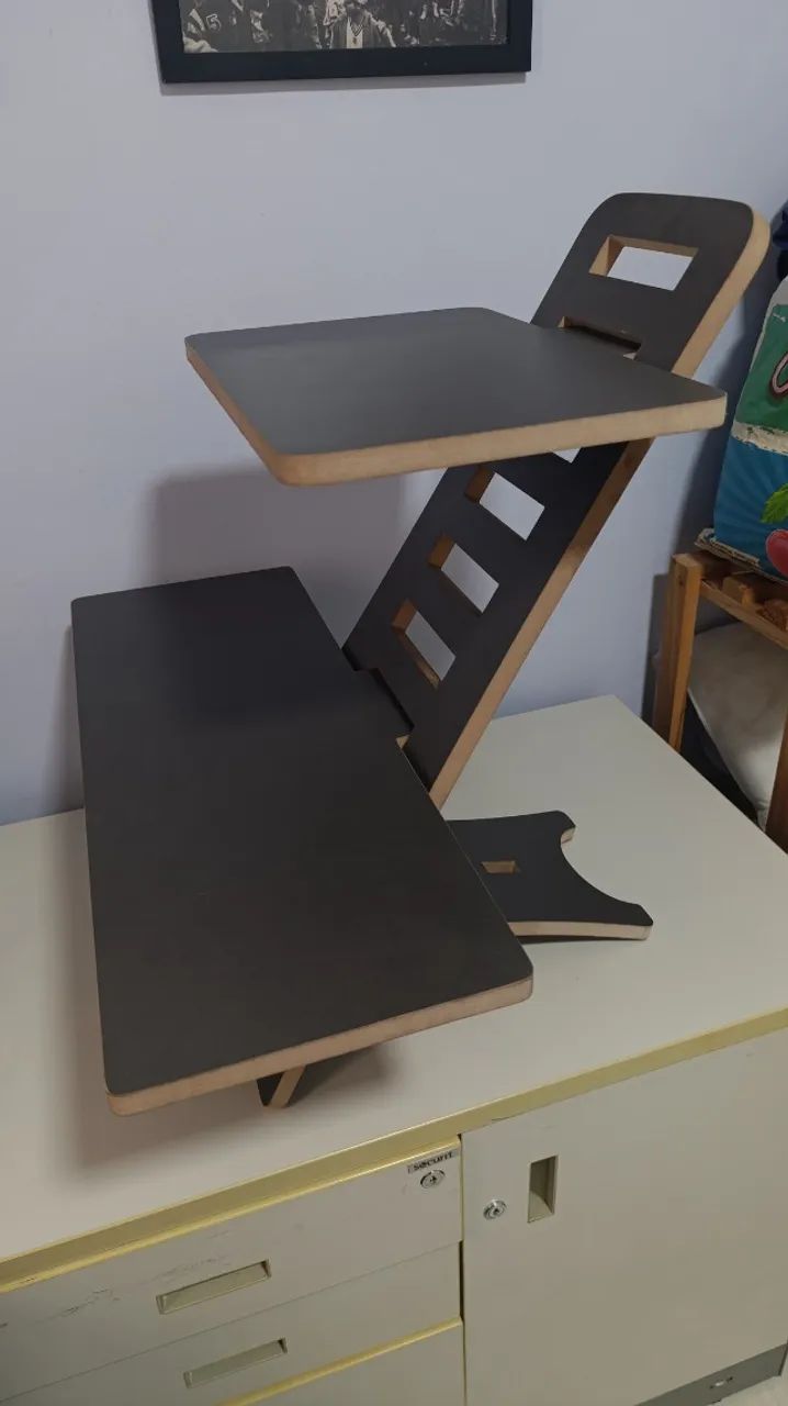 Suporte Standing Desk para Notebook com níveis de altura. - Foto 2