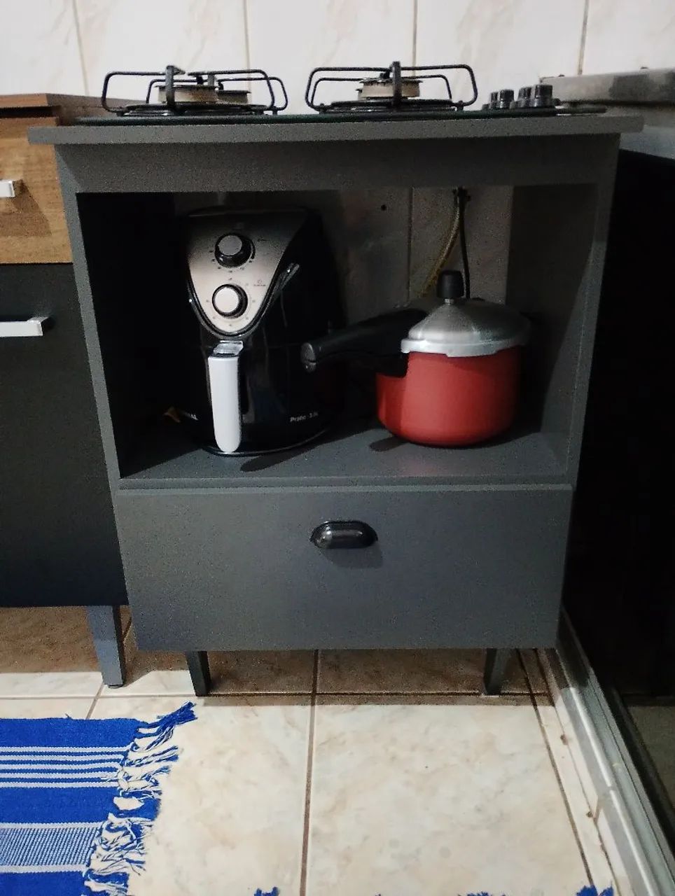 Vendo Cooktop com armário.