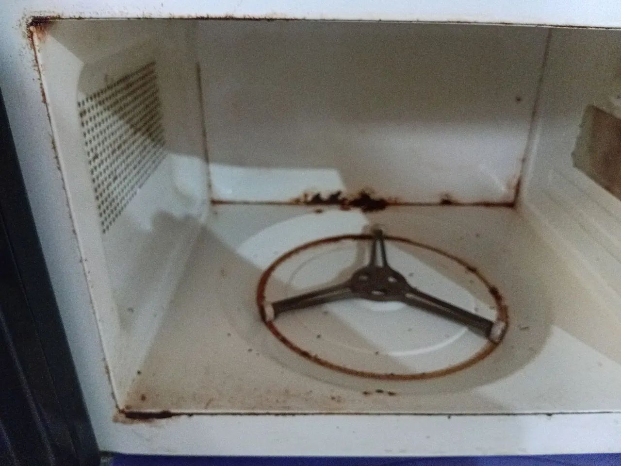 Vendo micro-ondas pra peças  - Foto 2