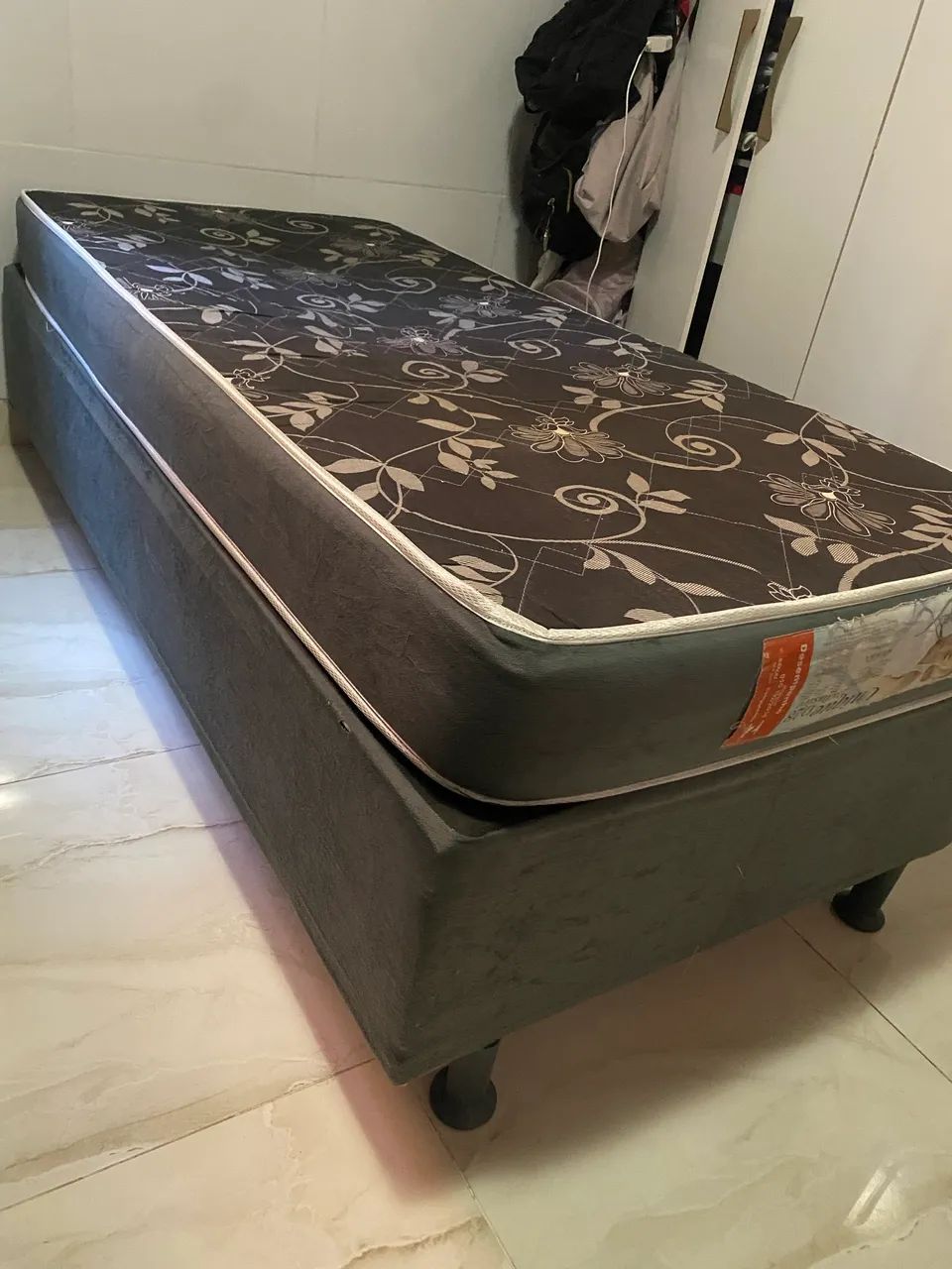 Vende-se cama de solteiro  - Foto 3