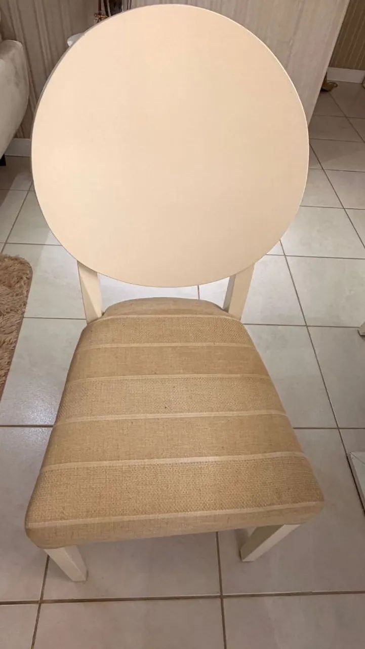 Mesa de jantar com 4 cadeiras - Foto 5