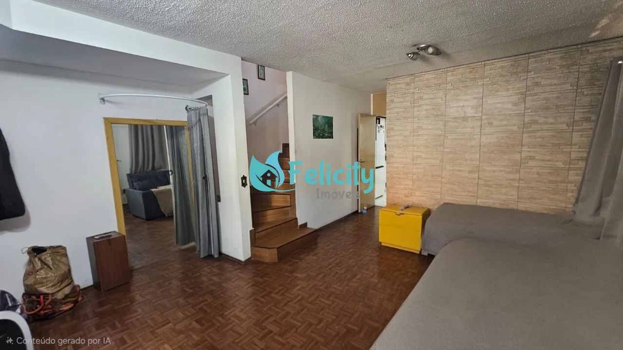 Sobrado Espaçoso com 3 Dormitórios, Suíte com Banheira e Amplo Quintal - Foto 4