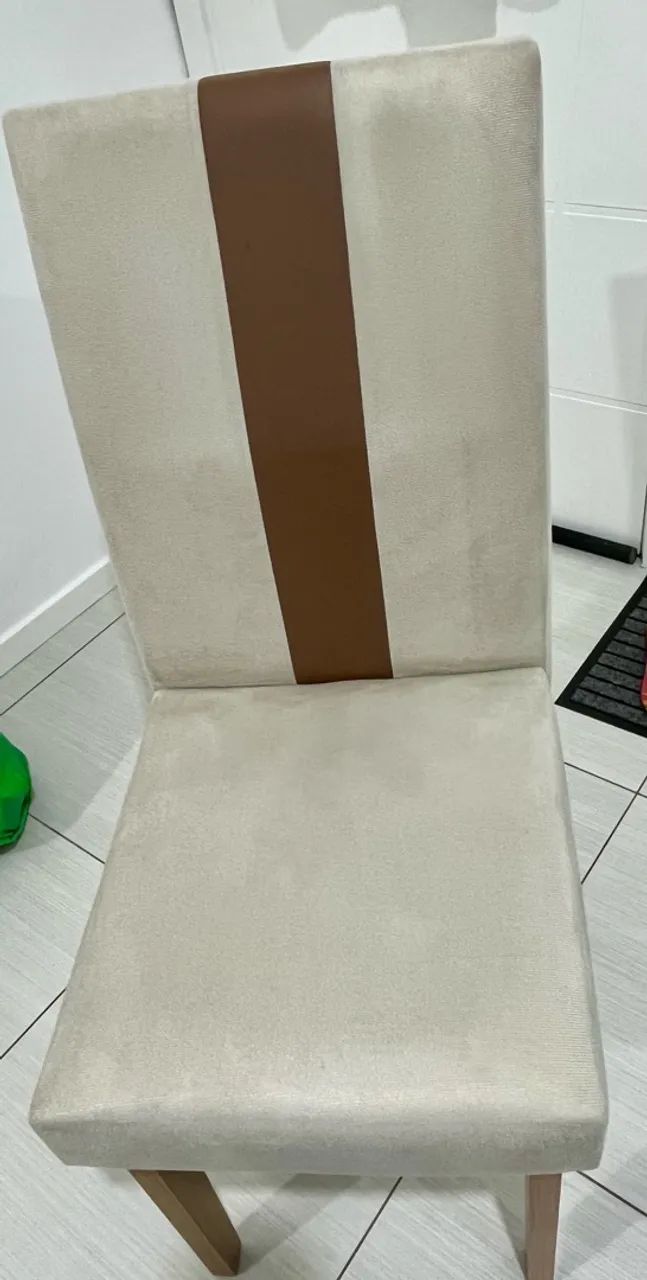 Cadeira de jantar