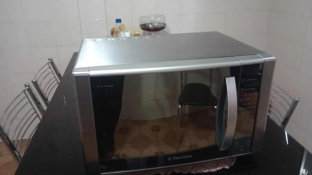 Microondas Electrolux Inox 31L