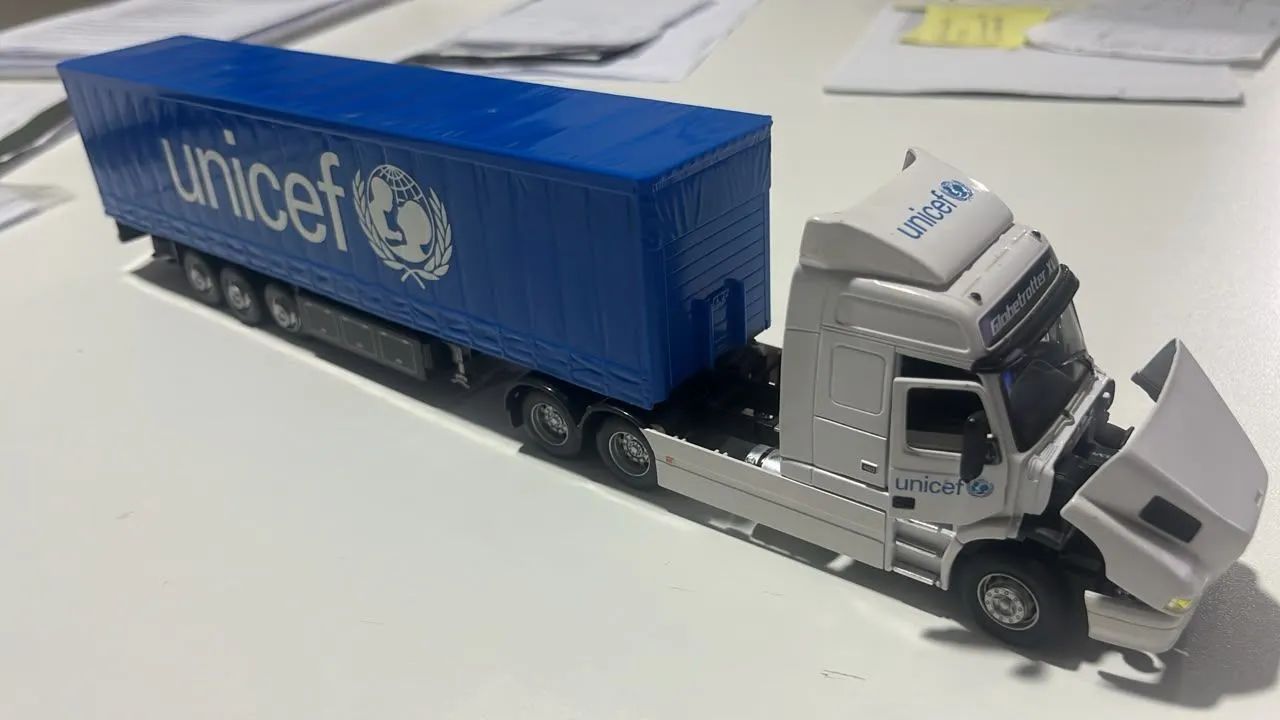 Volvo Globetrotter Unicef - Foto 2