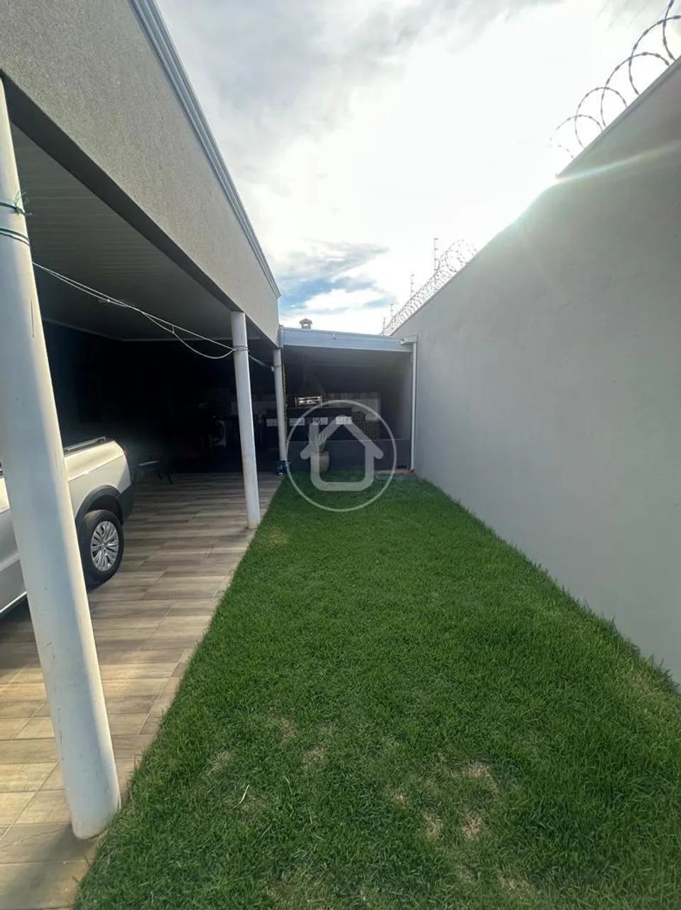 CASA COM ÁREA GOURMET - Foto 4