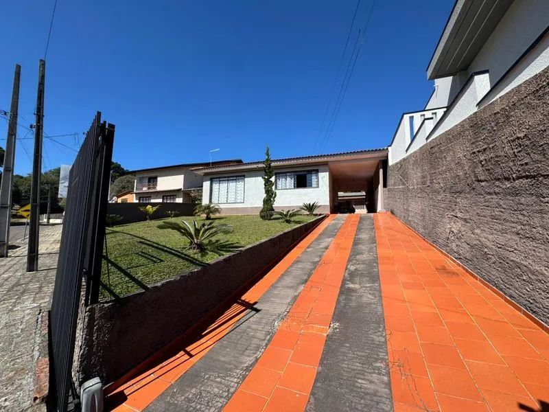 CASA / SOBRADO QUATRO BARRAS - PR