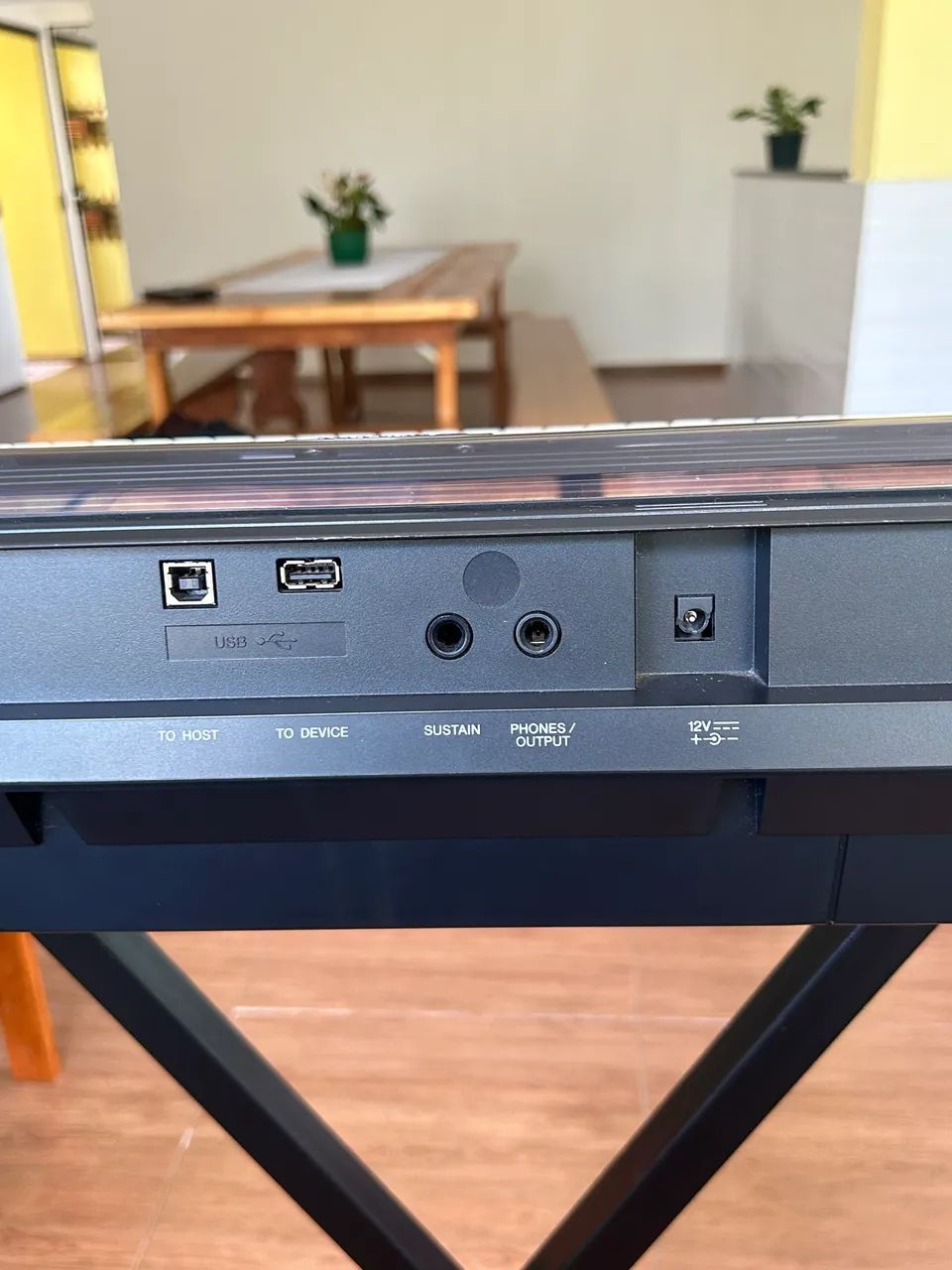 Teclado Yamaha PSR-E433 - Foto 2