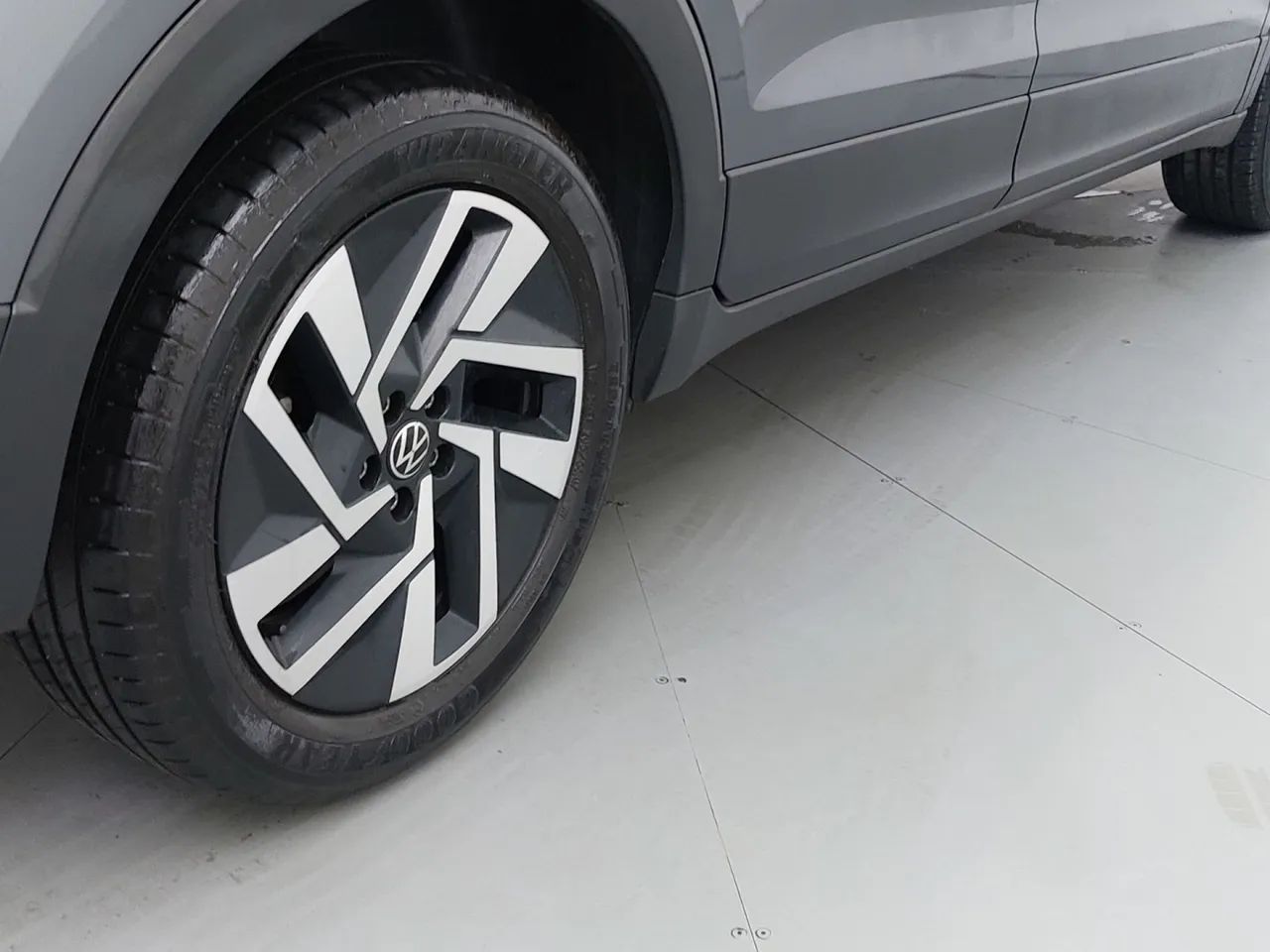 Volkswagen T-Cross Highline 1.4 TSI Flex 16V 5P AUT, foto 14 de 18