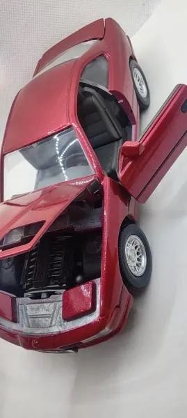 Miniatura Bmw 850i 1/24 Vermelho - Hobbies e coleções - Centro