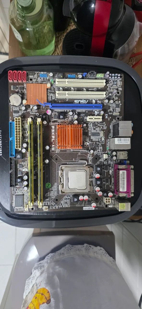 Placa Mae com processador não estava em uso no estado.