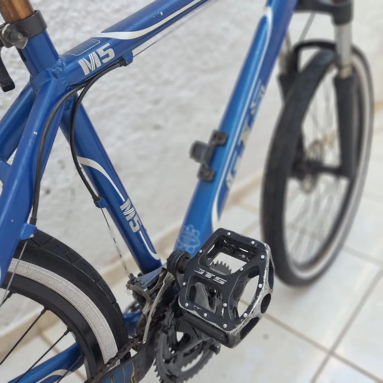 GTS M5 Azul e Branco - Foto 2
