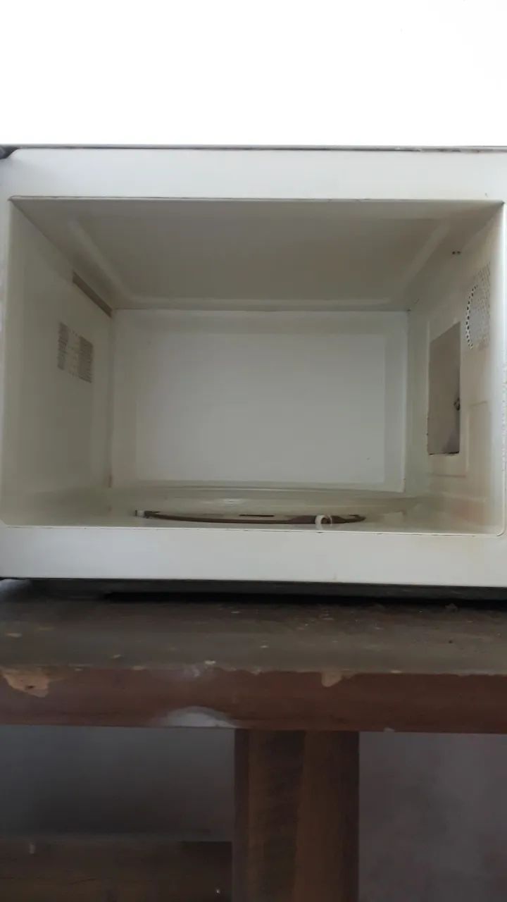Microondas Electrolux 30 litros funcionando perfeitamente.  - Foto 5