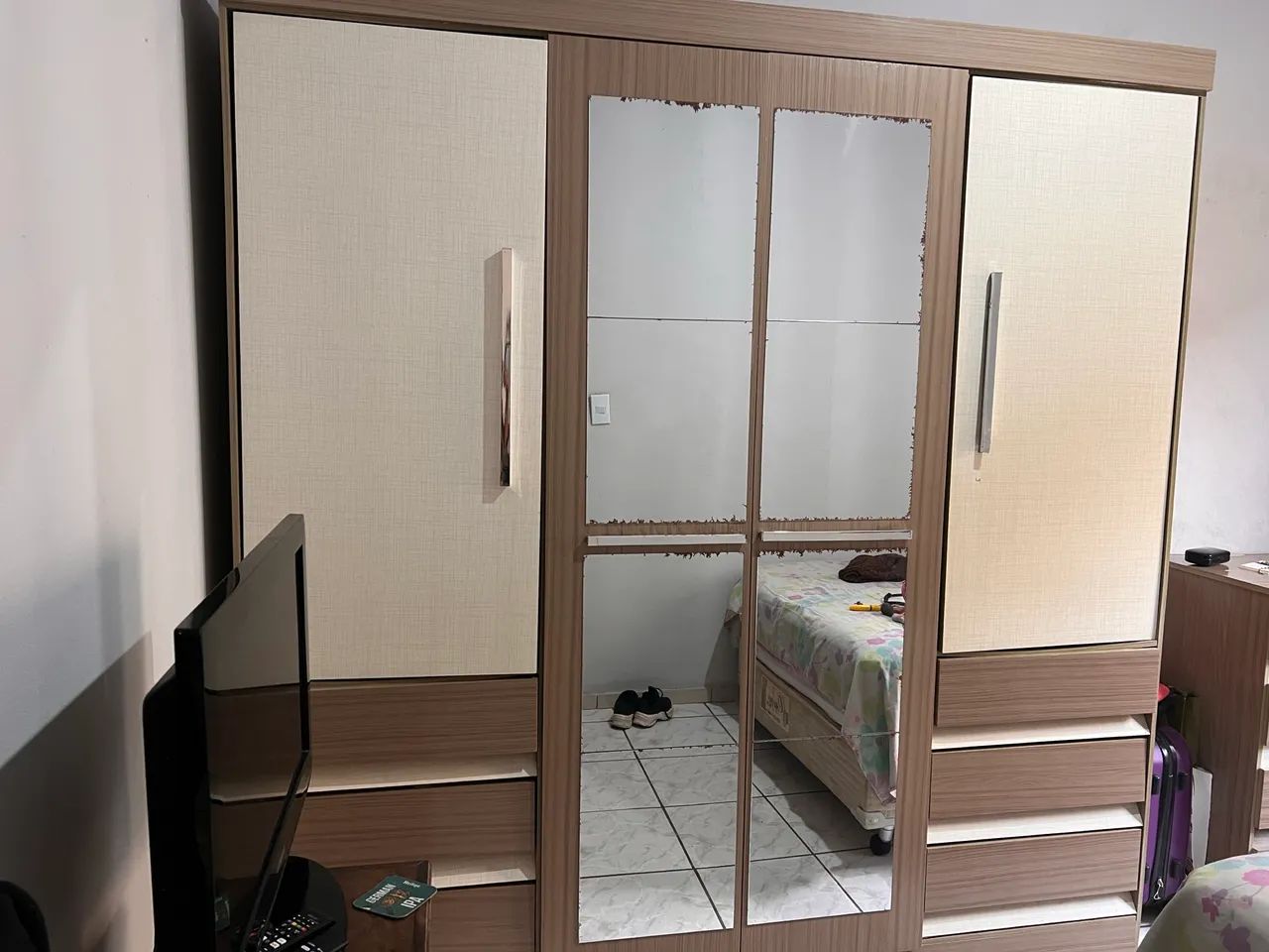 Doa-se um guarda roupa em bom estado! - Foto 2