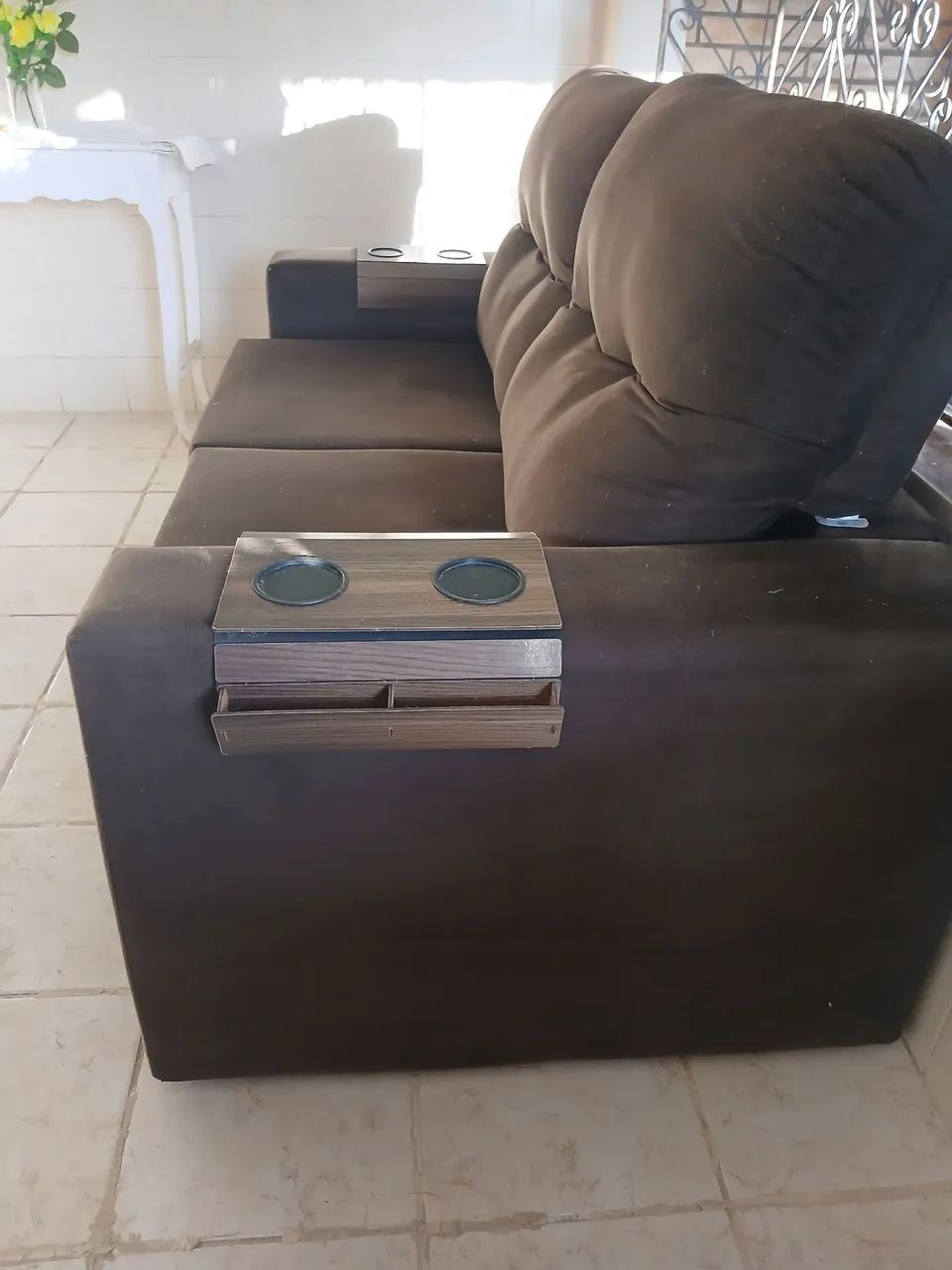 Sofá Retrátil Besthouse