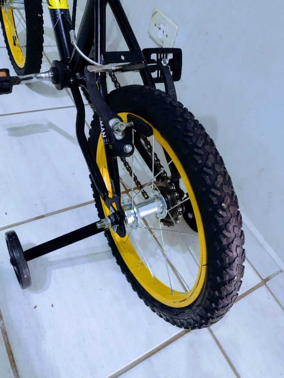 Bicicleta aro 16 Batman  - Foto 6