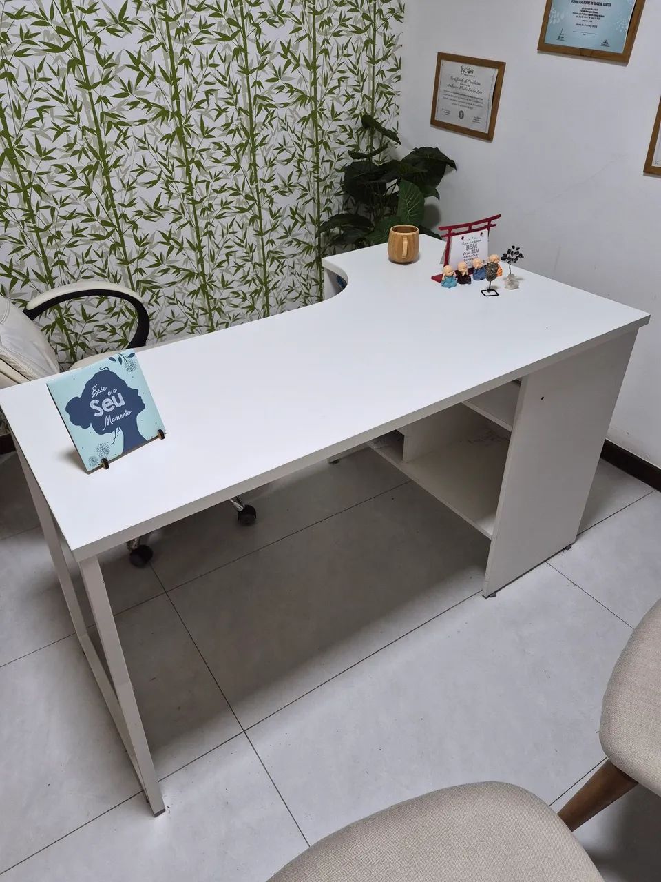 Escrivaninha/ mesa  - Foto 2