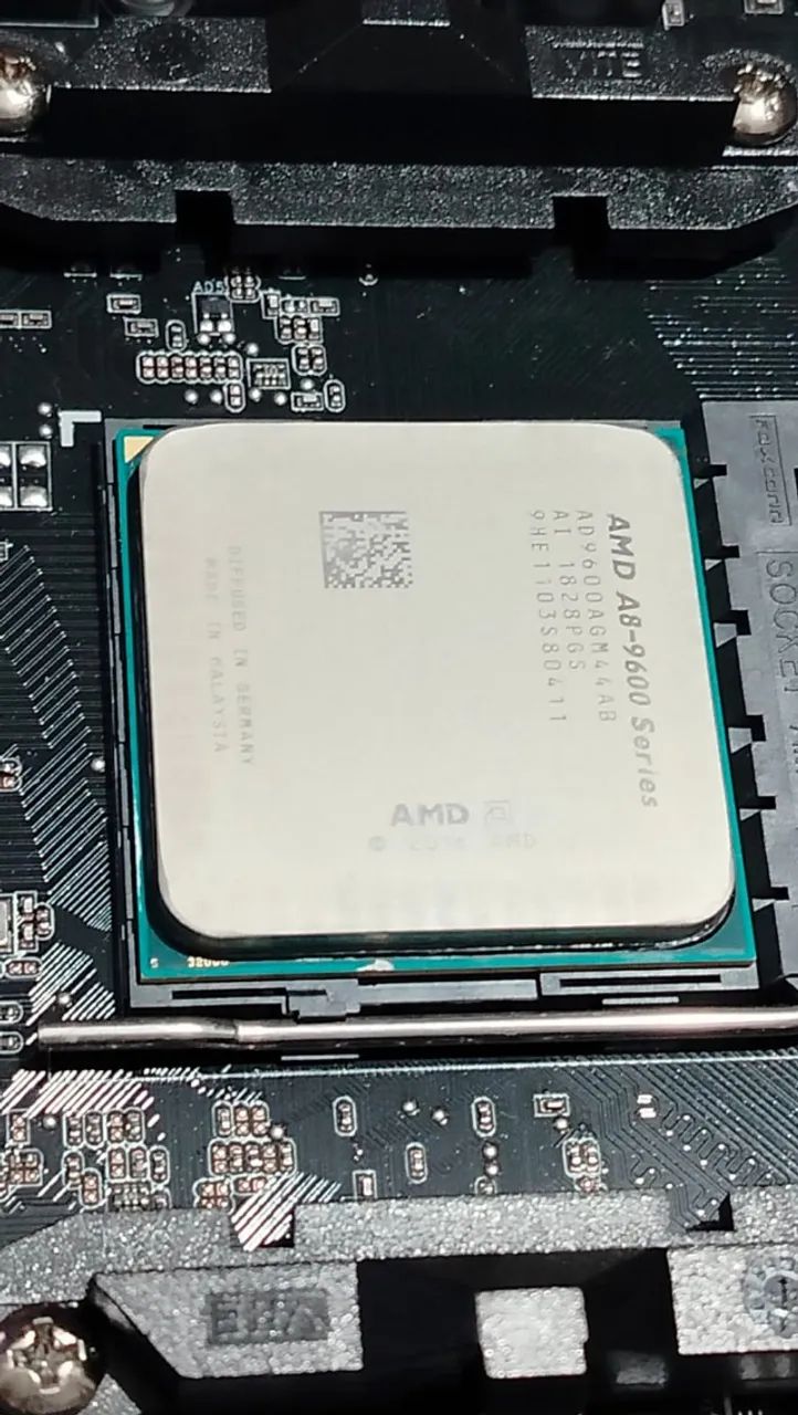 Kit Upgrade A8-9600 +  Placa a320 Asrock APU com randeon r7 integrada  - Foto 2