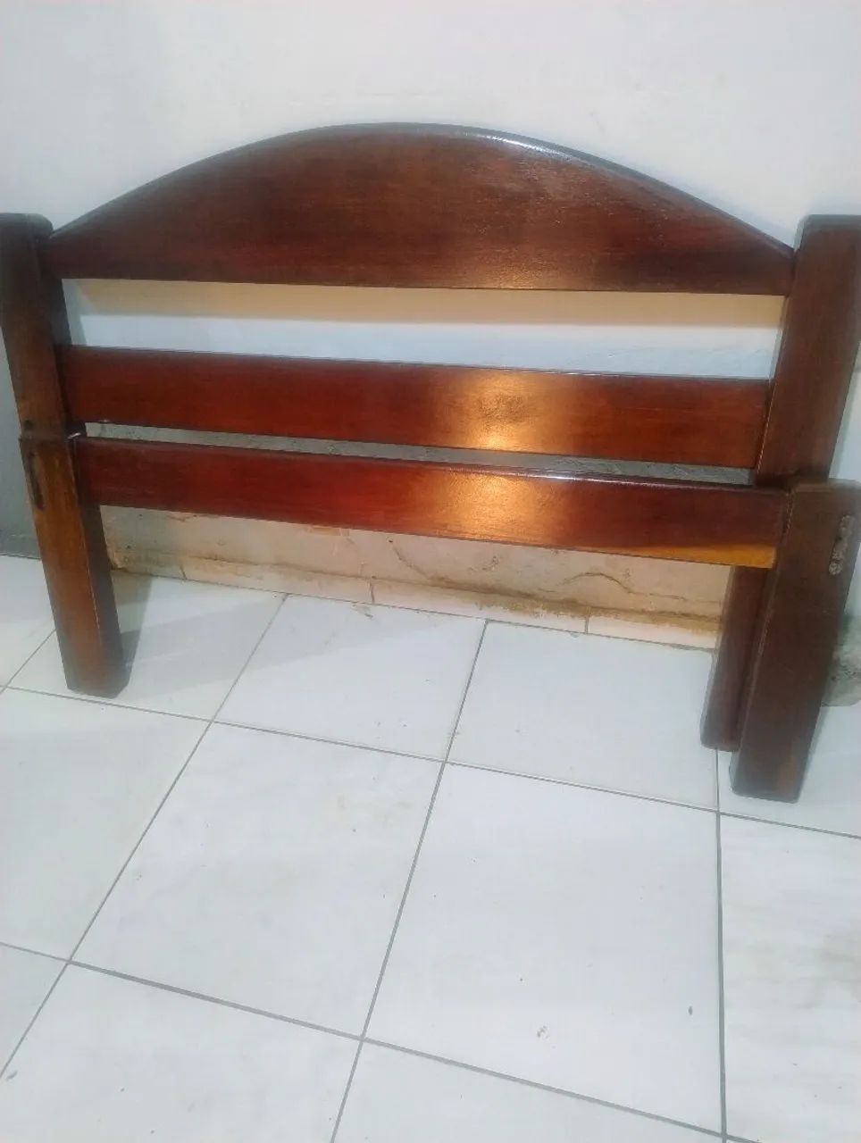 Cama casal de madeira (Massaranduba) - Foto 2
