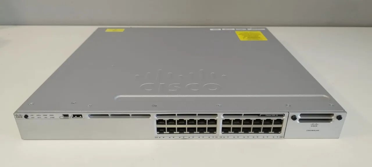 Switch Cisco WS-C3850-24T-S v07