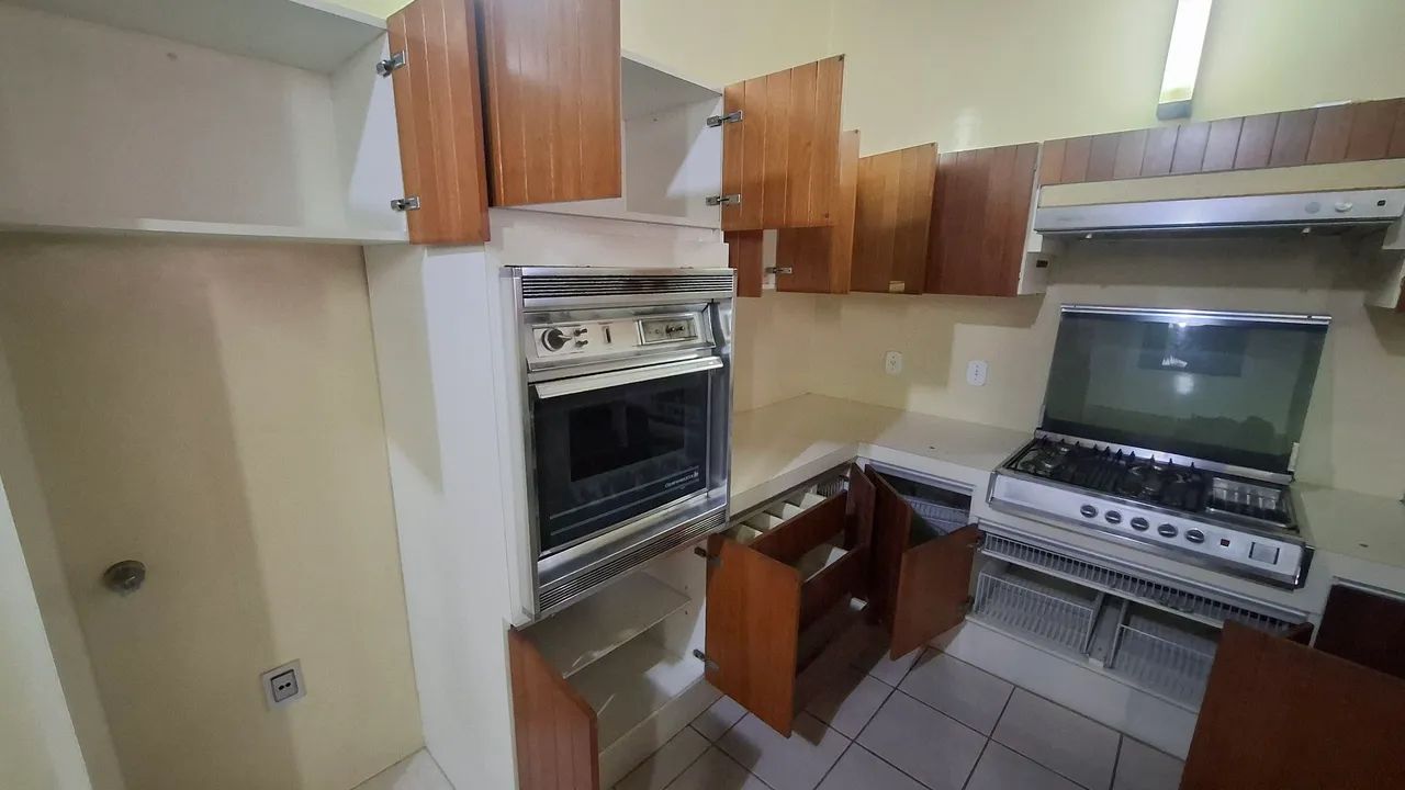 Cozinha completa planejada em compensado laminado . Muito bem conservada. - Foto 5