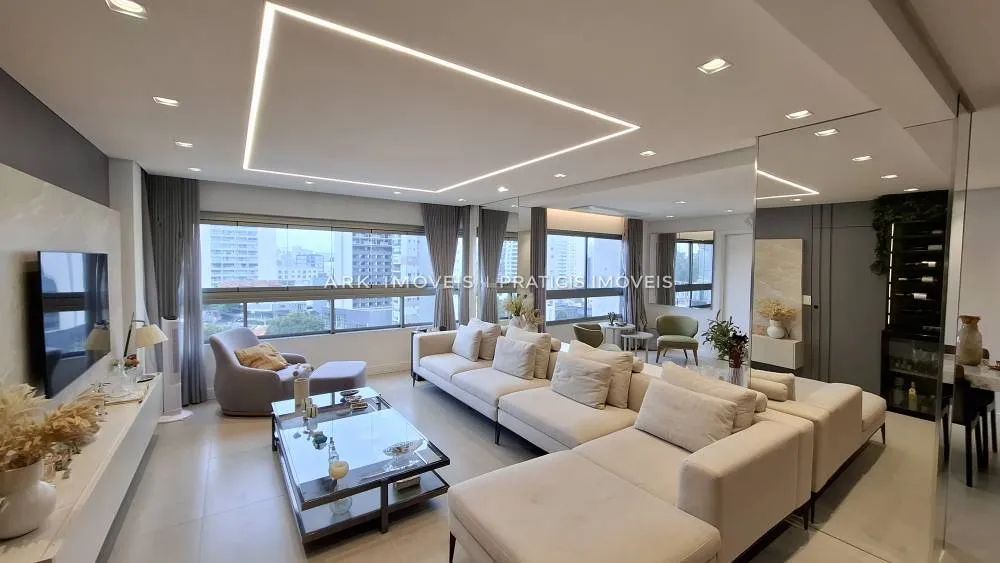 Apartamento com 2 Quartos para Locação na Vila Clementino