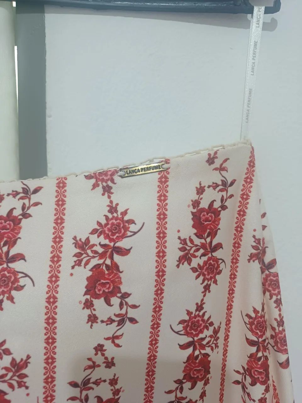Saia Lança Perfume 
