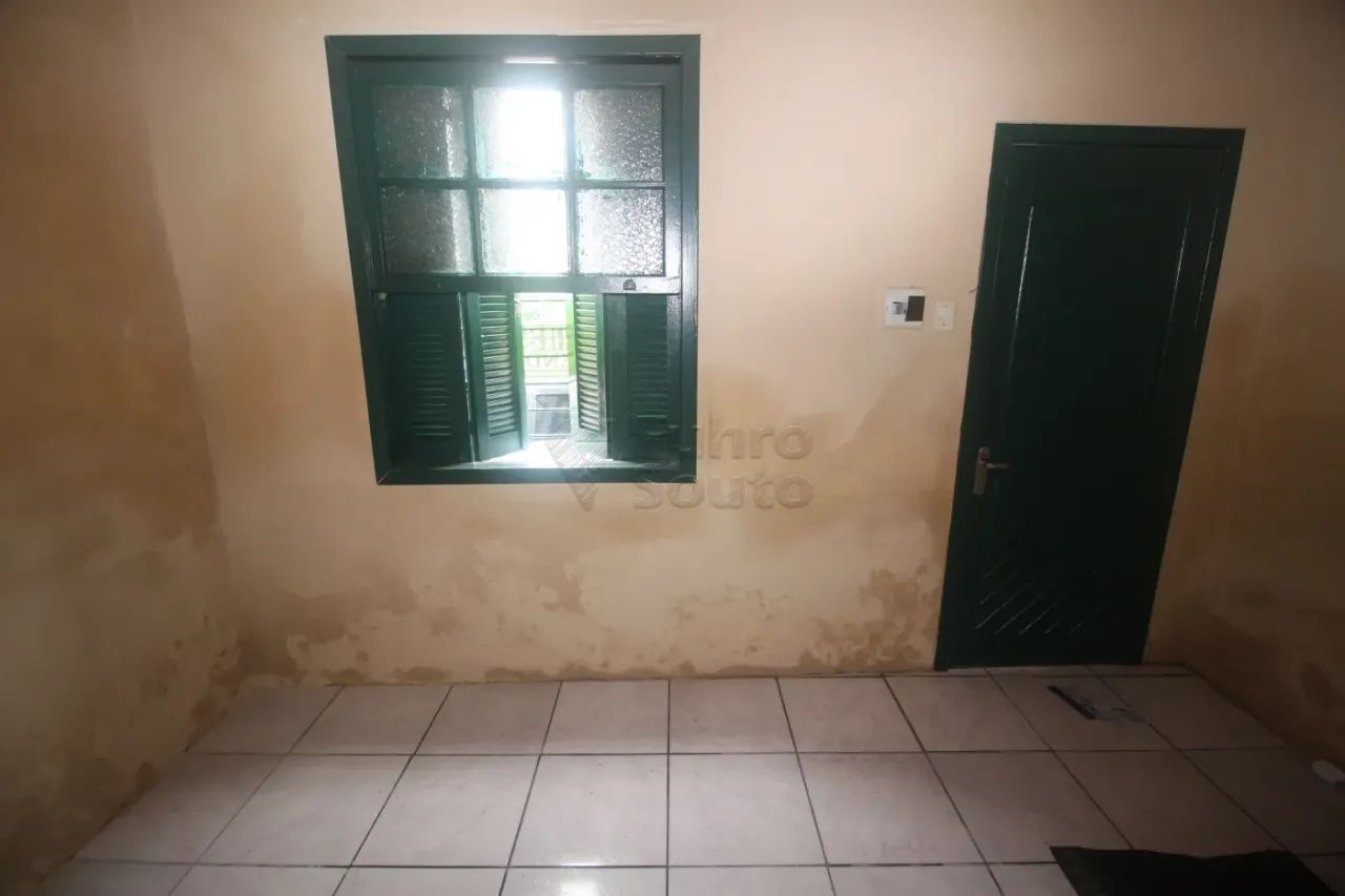 Excelente Ponto Comercial e Residencial no Centro.