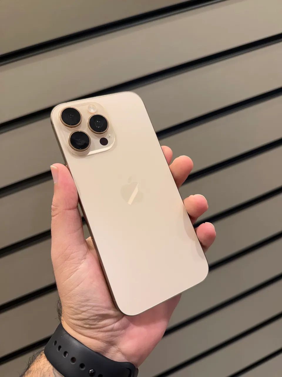 Iphone 16 pro max 256 gb chama ja - Foto 2