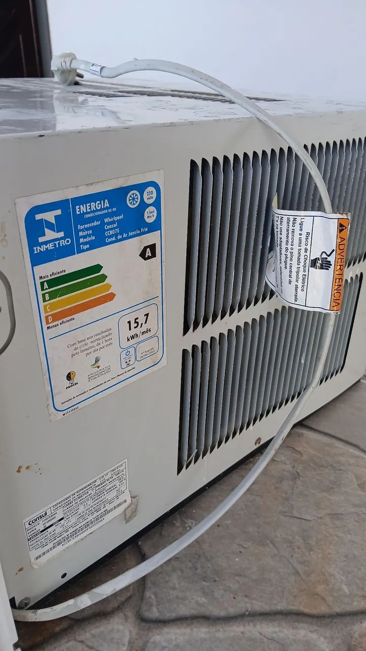 Ar condicionado de janela semi novo 7500 bts 