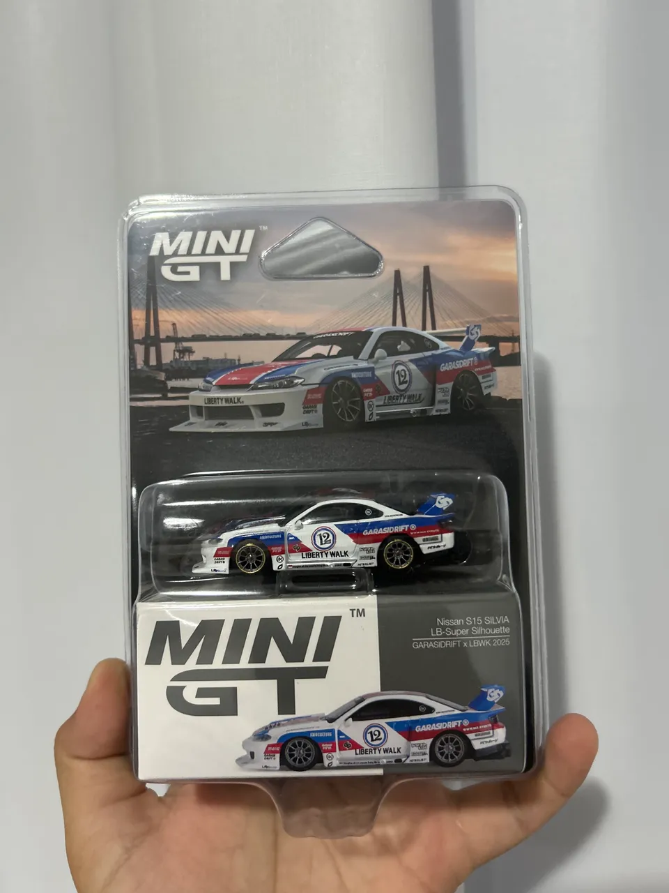 Mini GT Nissan Skyline R34 preto LBWK - Hobbies e coleções - São